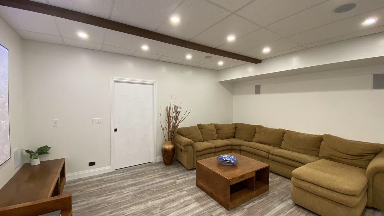 Photo of Livingroom in Gravenhurst