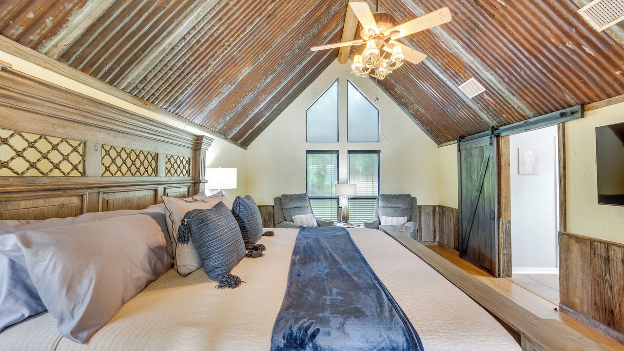 Photo of Bedroom in Gladewater