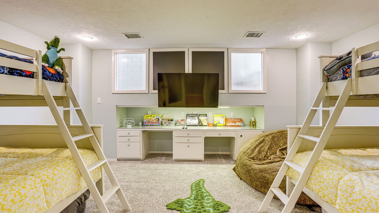 Photo of Bedroom in Walden on Lake Conroe