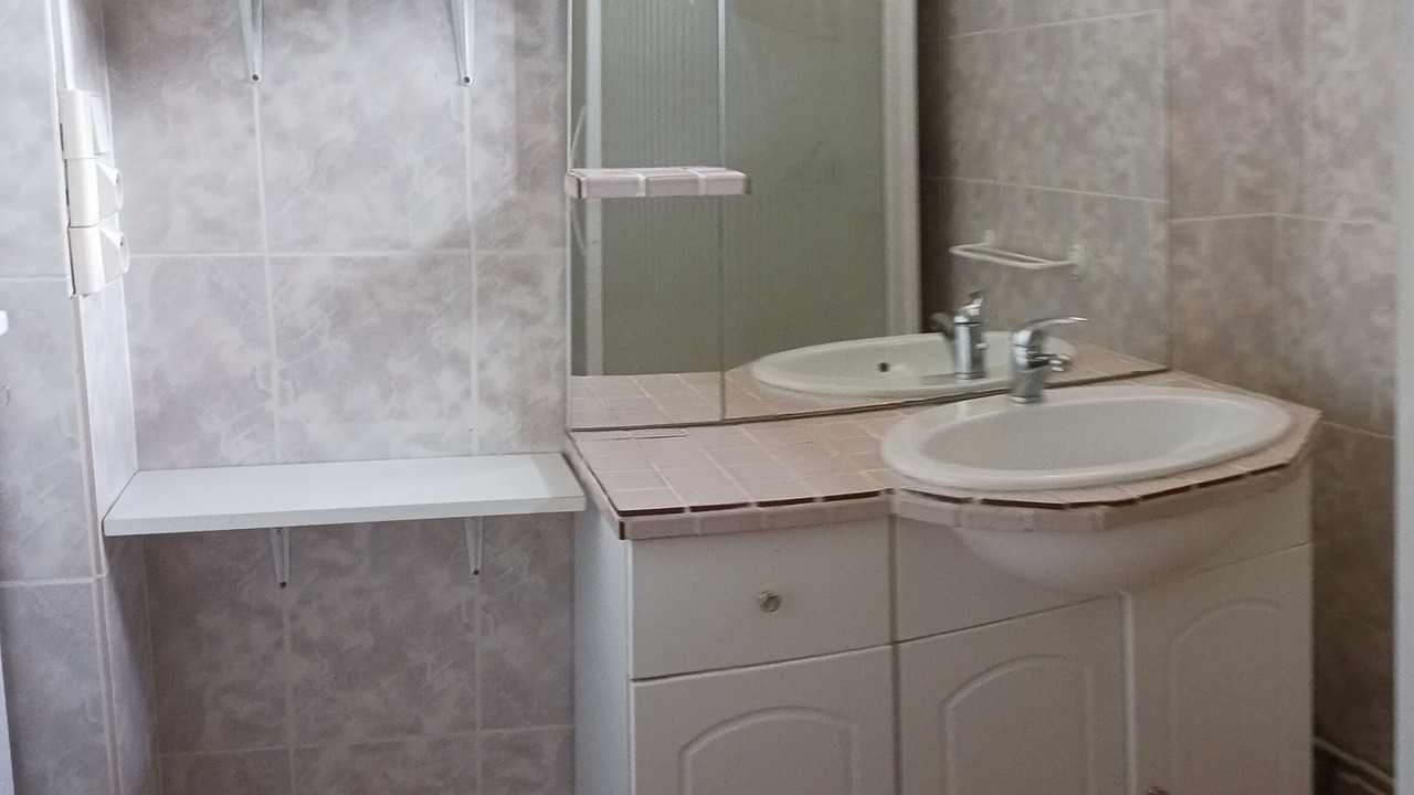 Photo of Bathroom in Villevoques