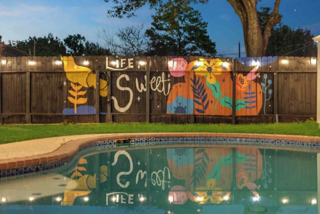 Photo of Outdoor in Garden Oaks
