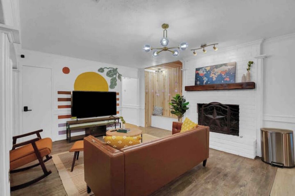 Photo of Livingroom in Deer Park