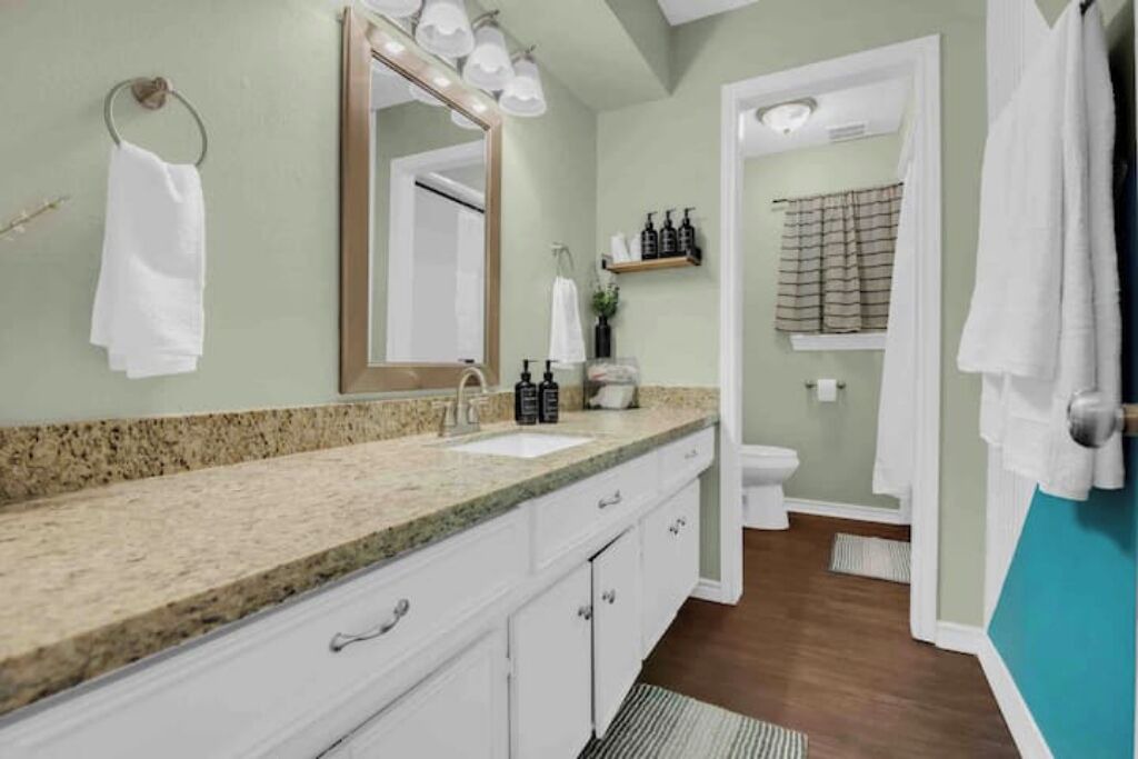 Photo of Bathroom in Deer Park