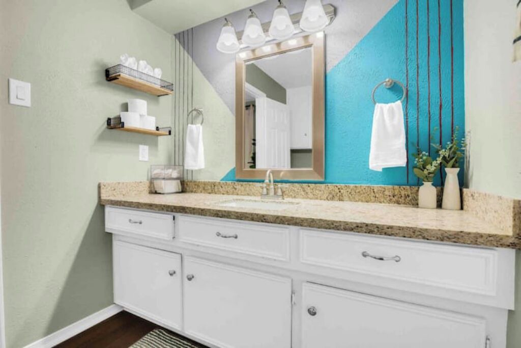 Photo of Bathroom in Deer Park