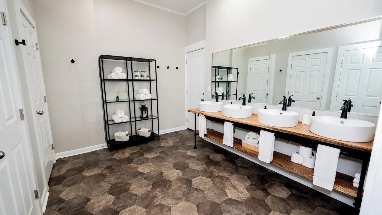 Photo of Bathroom in Williamsport