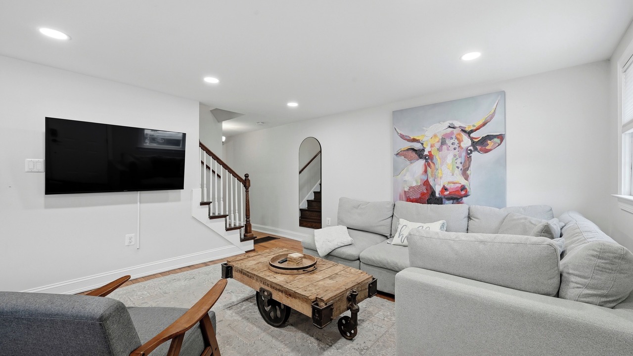 Photo of Livingroom in Leesburg's Old and Historic District