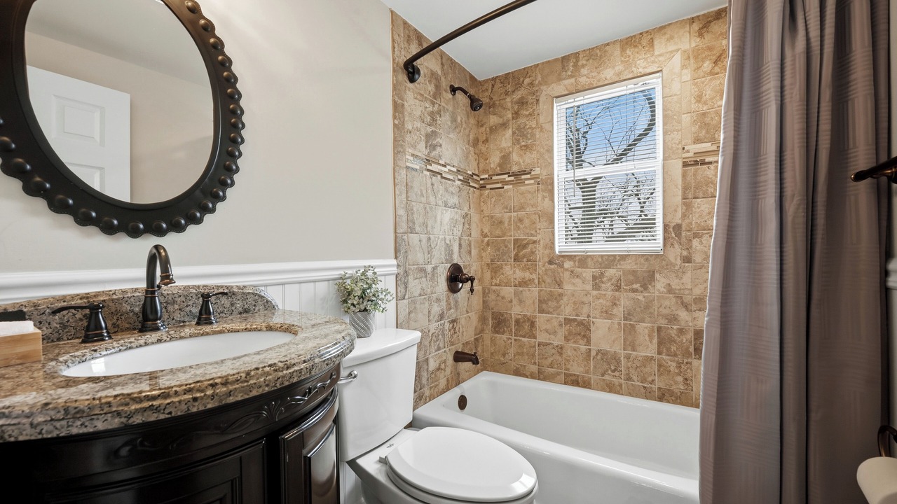 Photo of Bathroom in Leesburg's Old and Historic District