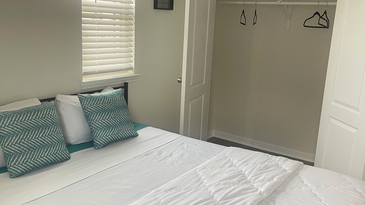 Photo of Bedroom in Iowa Colony
