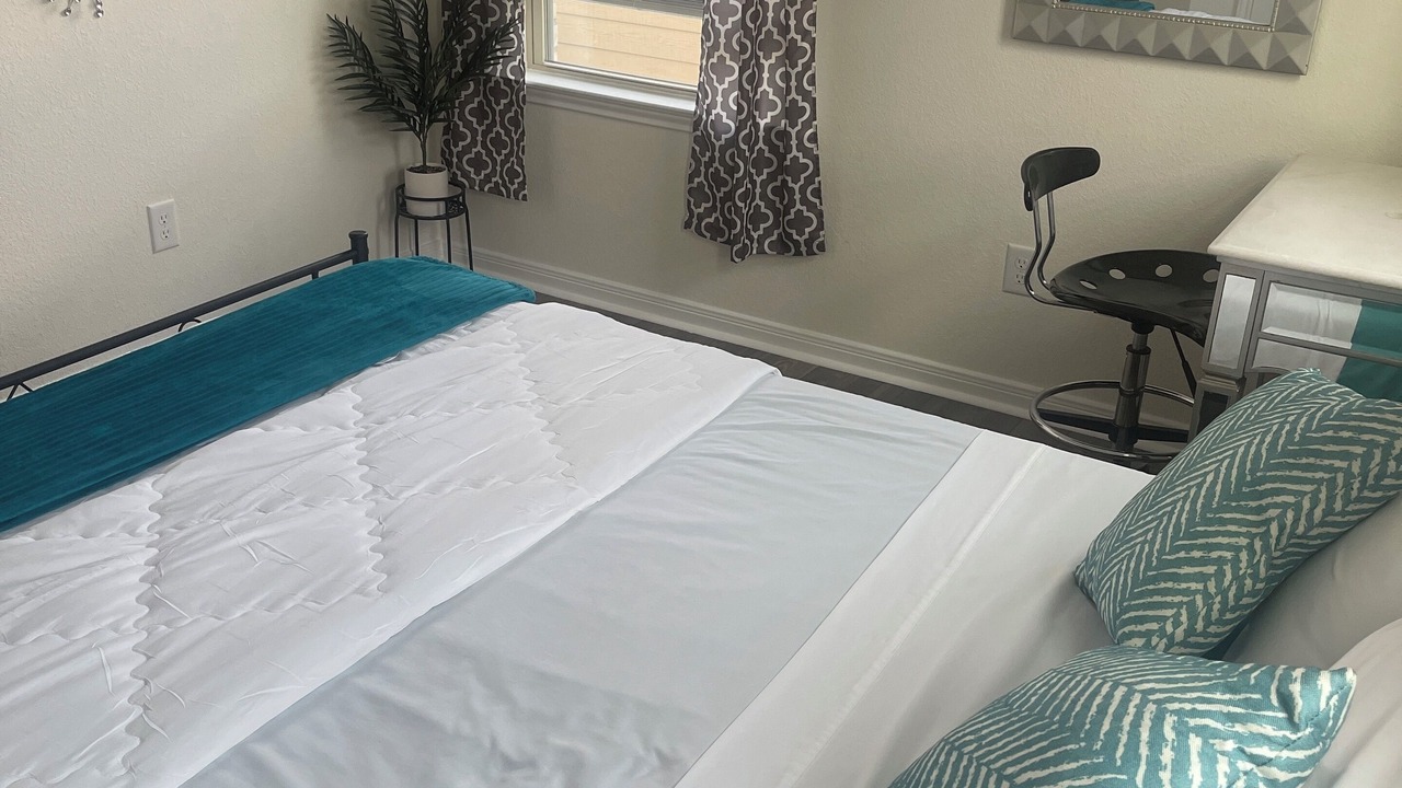Photo of Bedroom in Iowa Colony