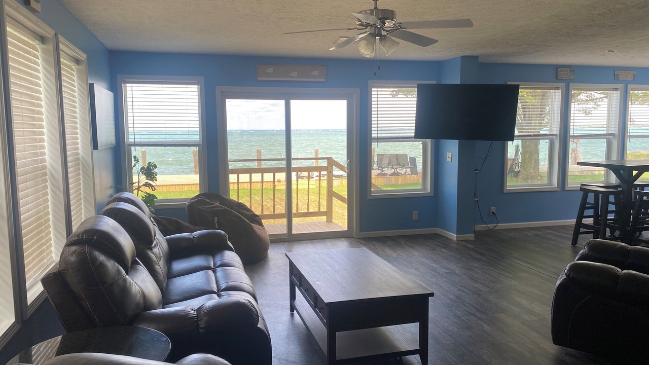 Photo of Livingroom in Anchorville