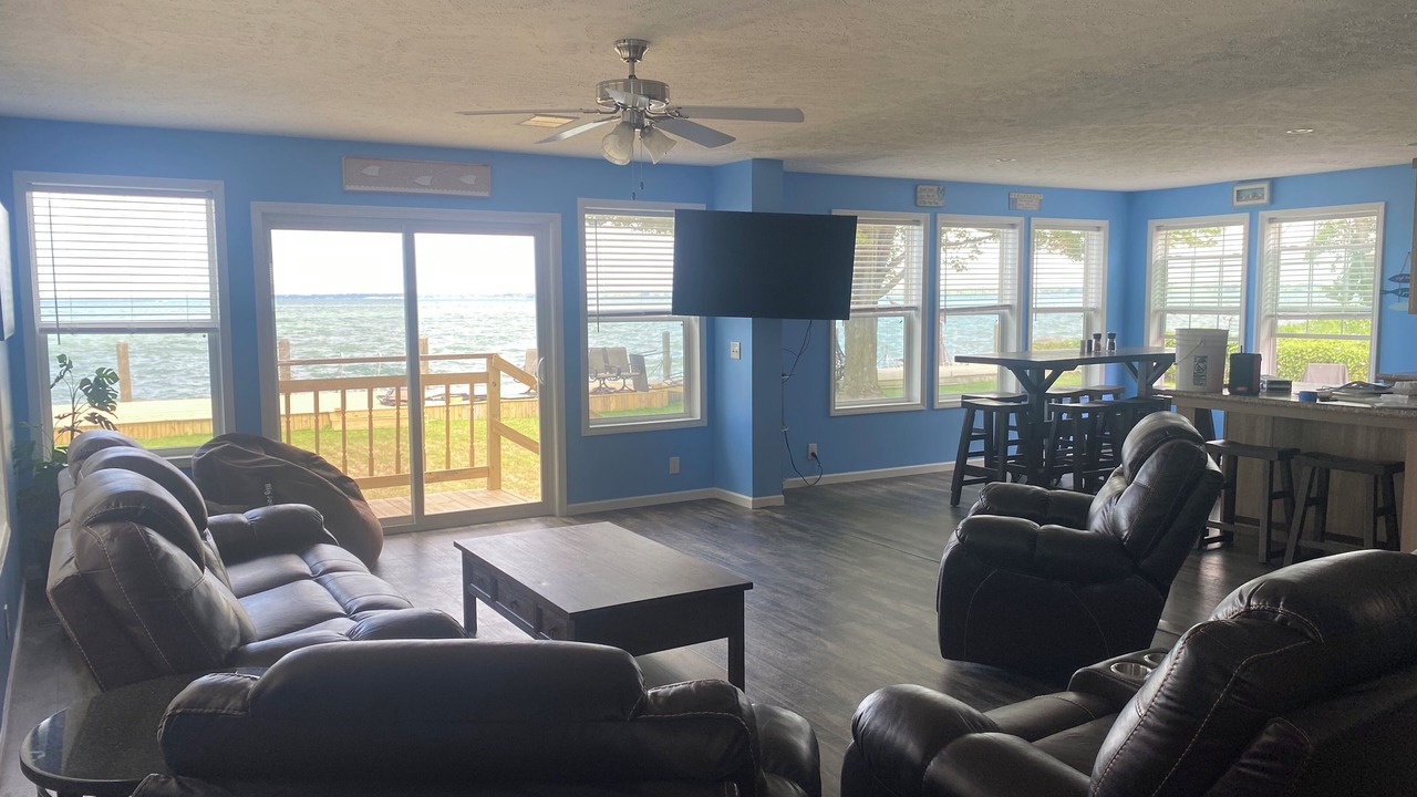 Photo of Livingroom in Anchorville