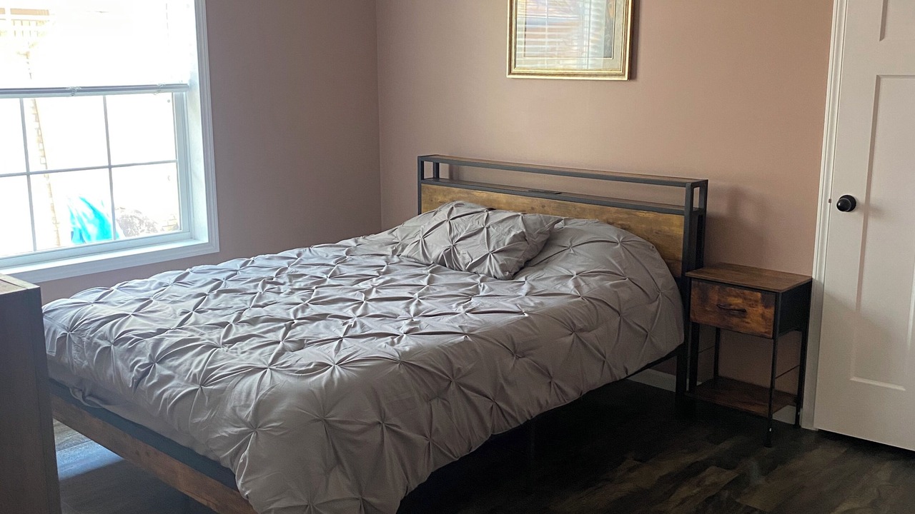 Photo of Bedroom in Anchorville