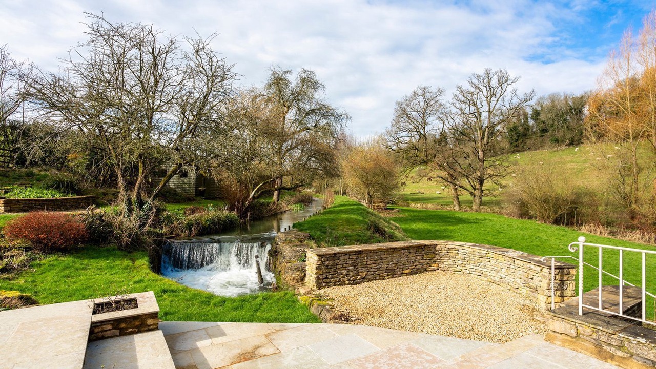 Photo of Others in Nettleton