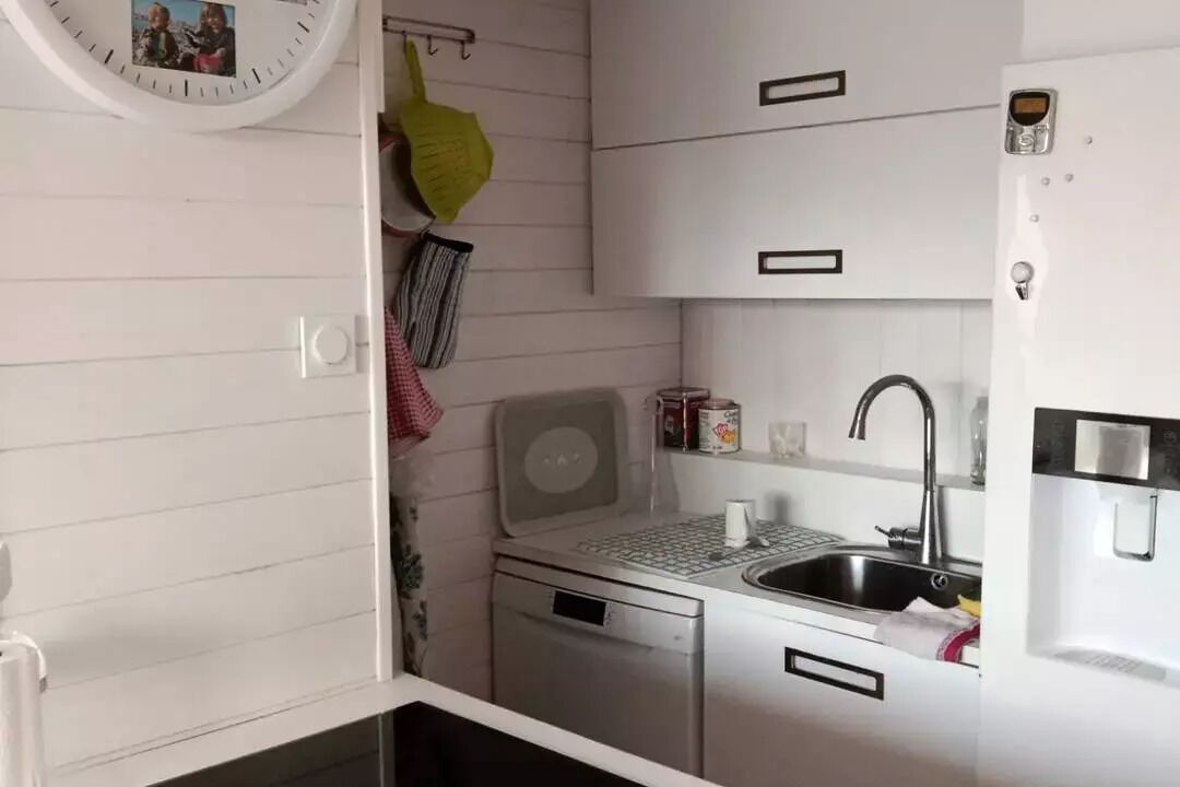 Photo of Kitchen in Le Port