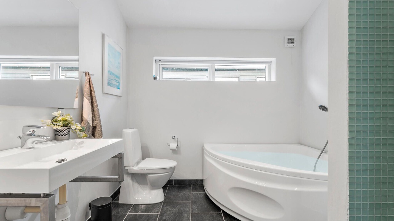 Photo of Bathroom in Aalbaek