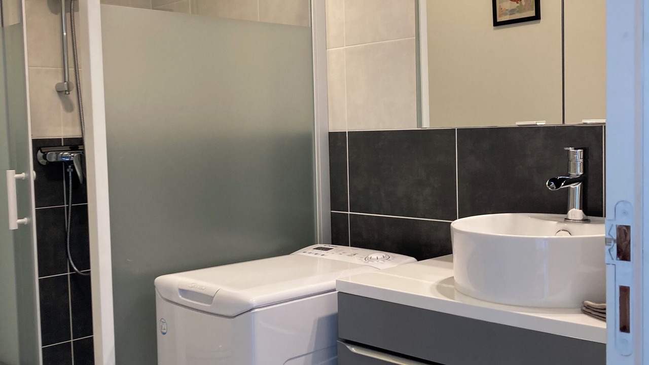 Photo of Bathroom in Saint-Malon-sur-Mel
