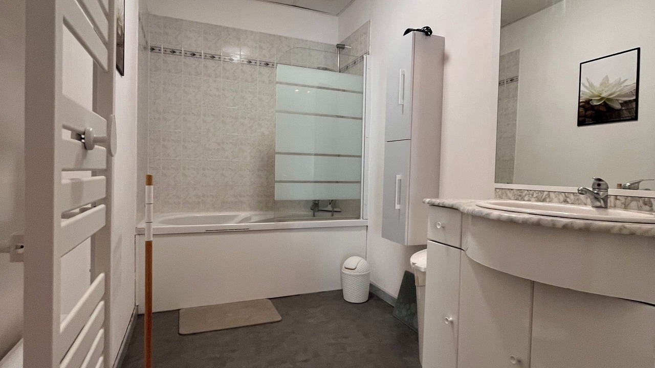 Photo of Bathroom in Grand-Fort-Philippe