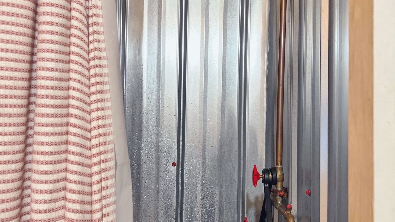 Photo of Bathroom in Saint-Alexis-des-Monts