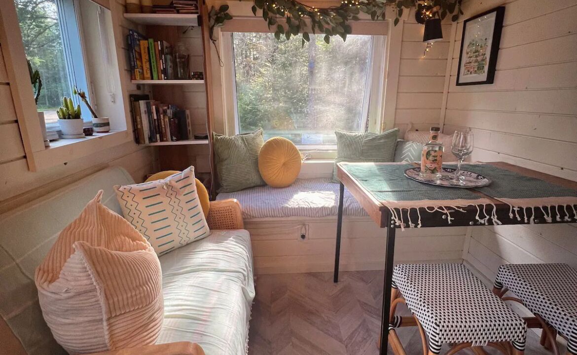 Photo of Livingroom in Saint-Alexis-des-Monts