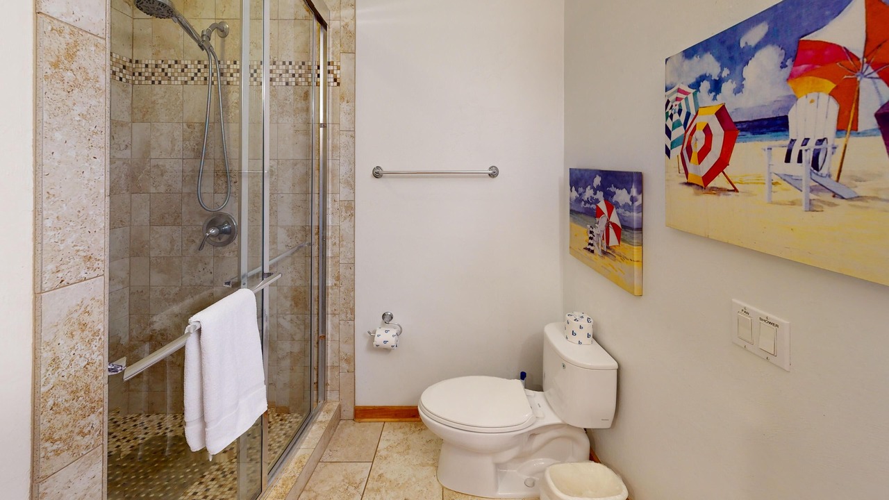Photo of Bathroom in Plantation