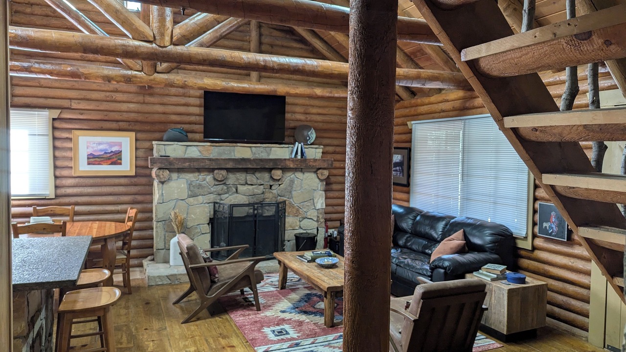 Photo of Livingroom in Pine Mountain Club