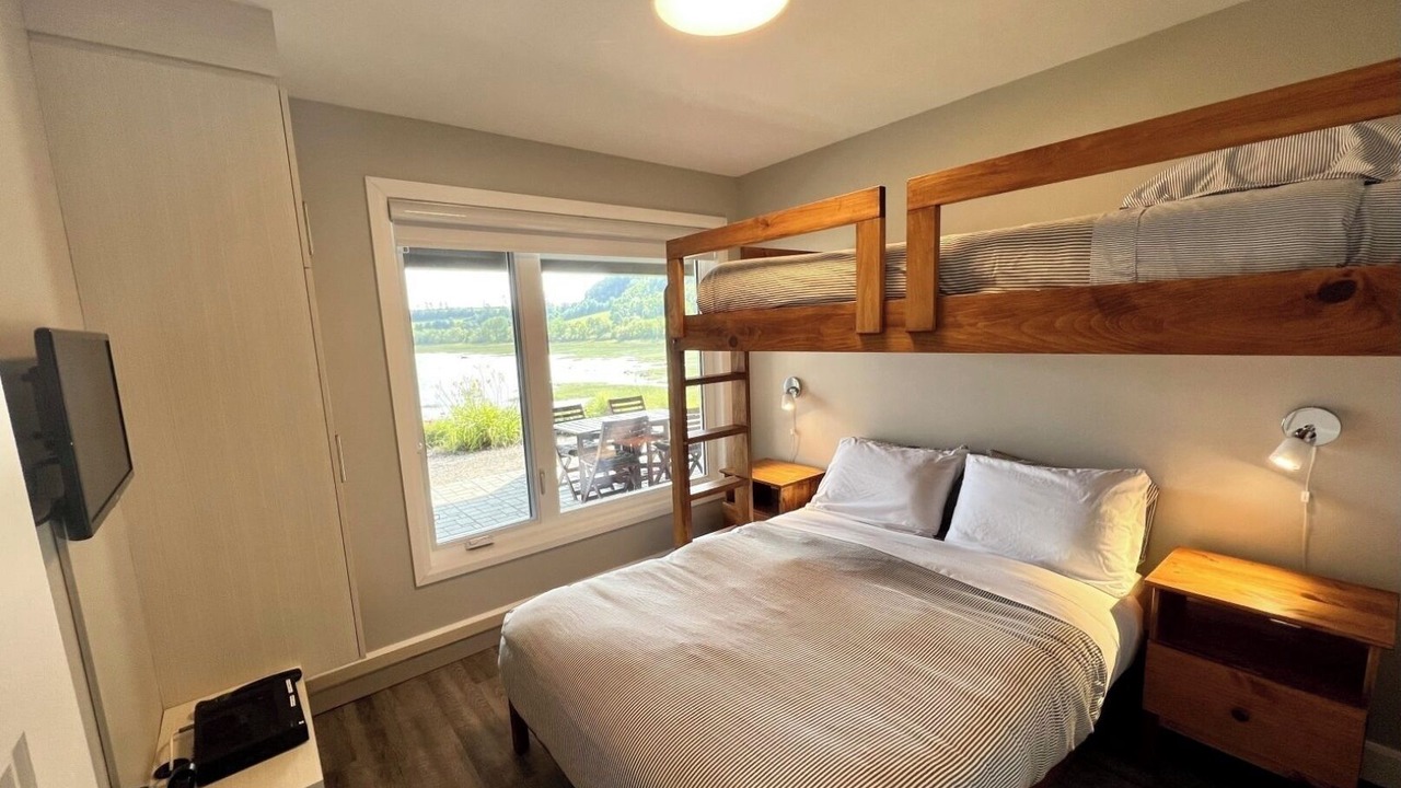Photo of Bedroom in L'Anse-Saint-Jean
