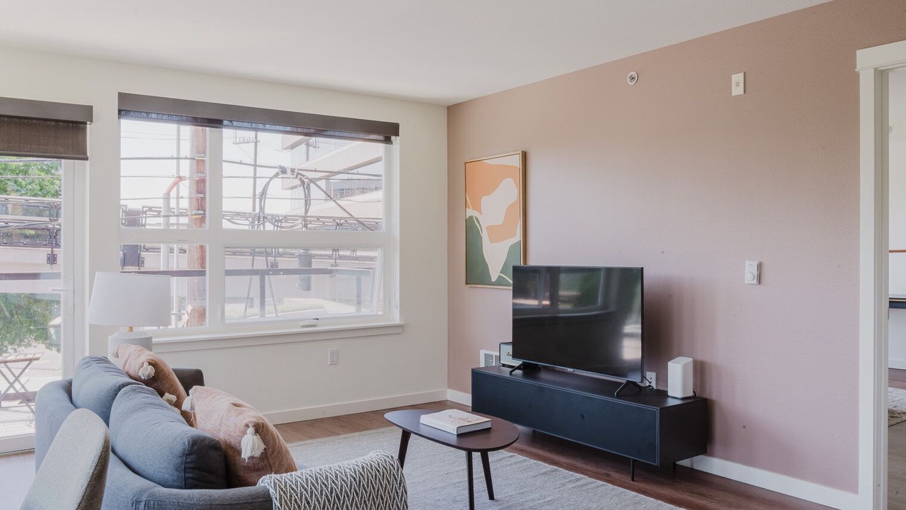 Photo of Livingroom in Lower Queen Anne