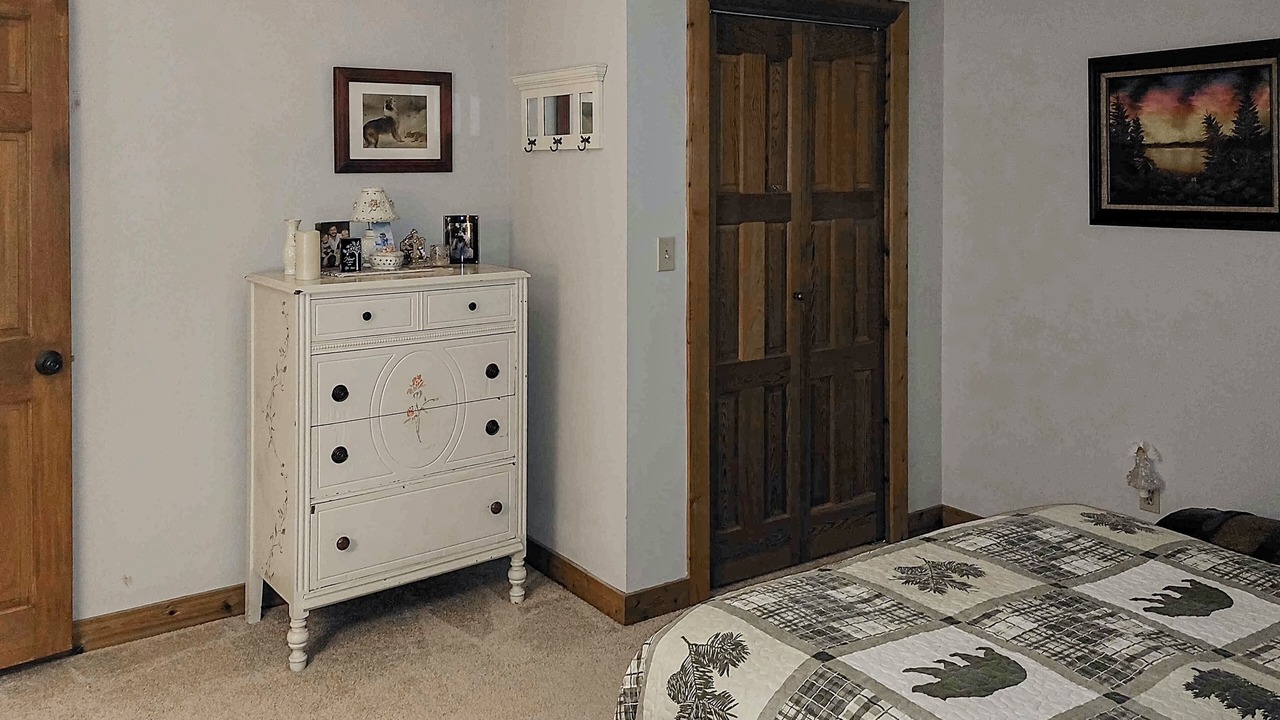 Photo of Bedroom in Raymond