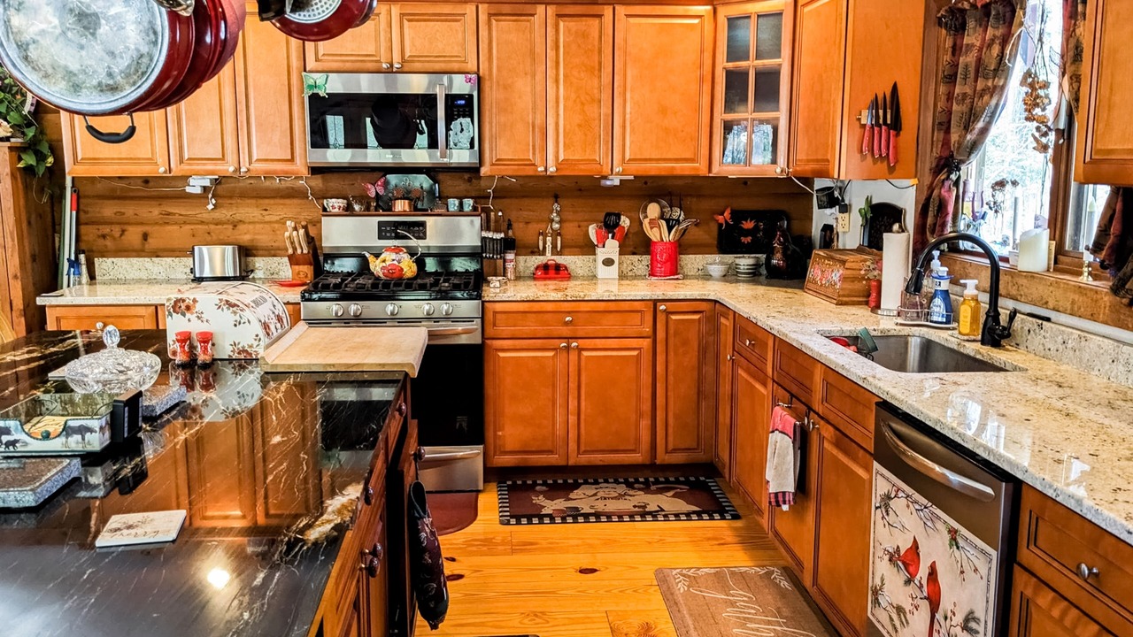 Photo of Kitchen in Raymond