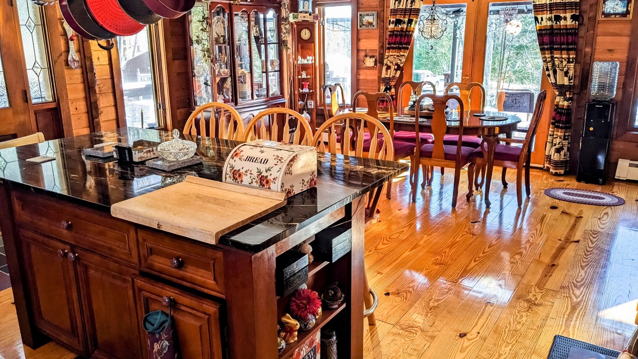 Photo of Others in Raymond