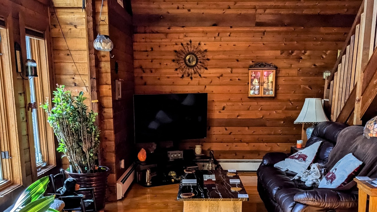 Photo of Livingroom in Raymond