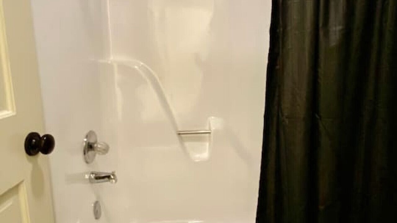 Photo of Bathroom in Eureka Springs Historic District