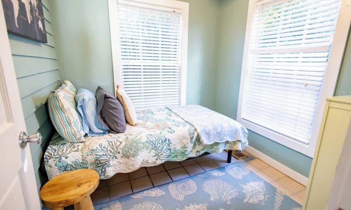 Photo of Bedroom in Midtown