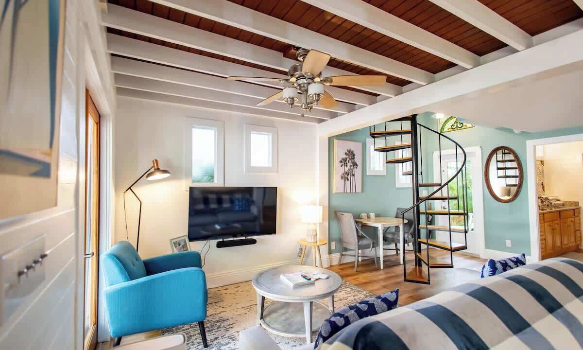 Photo of Livingroom in Midtown