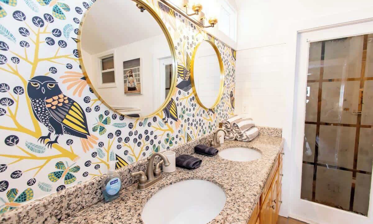 Photo of Bathroom in Midtown