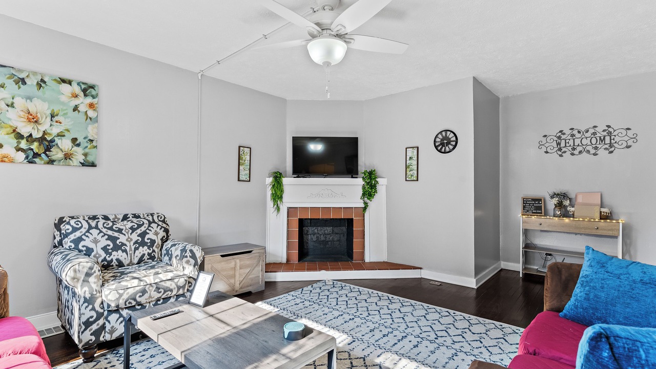 Photo of Livingroom in Madison