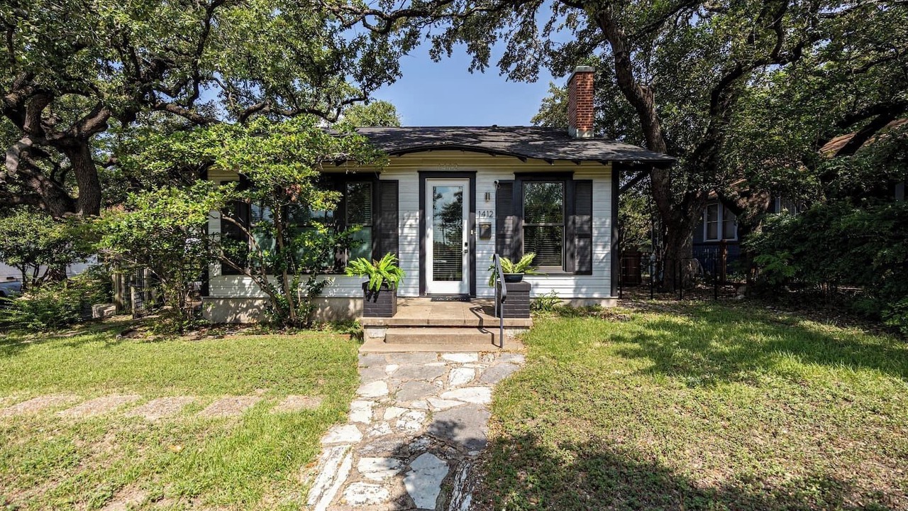 Photo of Outdoor in Travis Heights