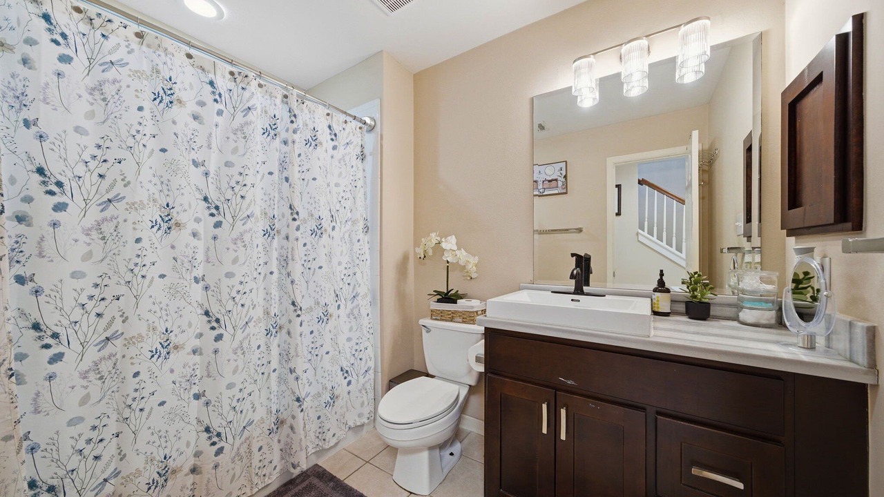 Photo of Bathroom in Midtown