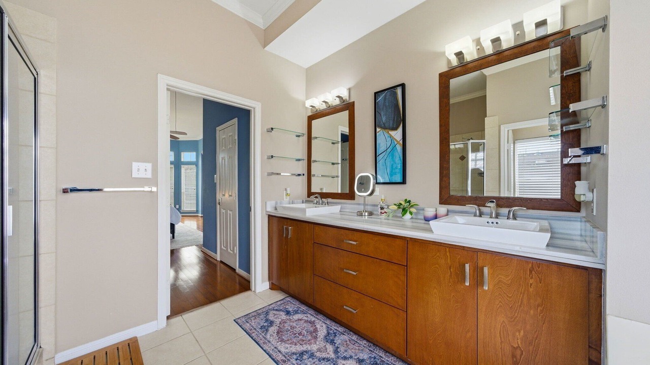 Photo of Bathroom in Midtown