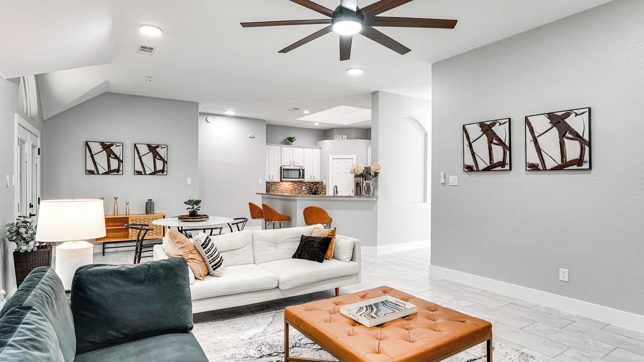 Photo of Livingroom in Fossil Creek