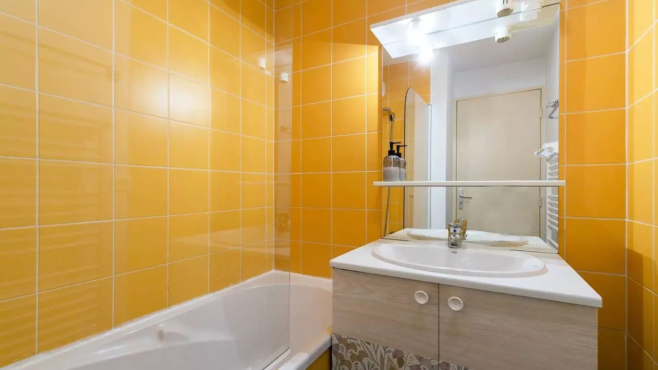 Photo of Bathroom in Germ