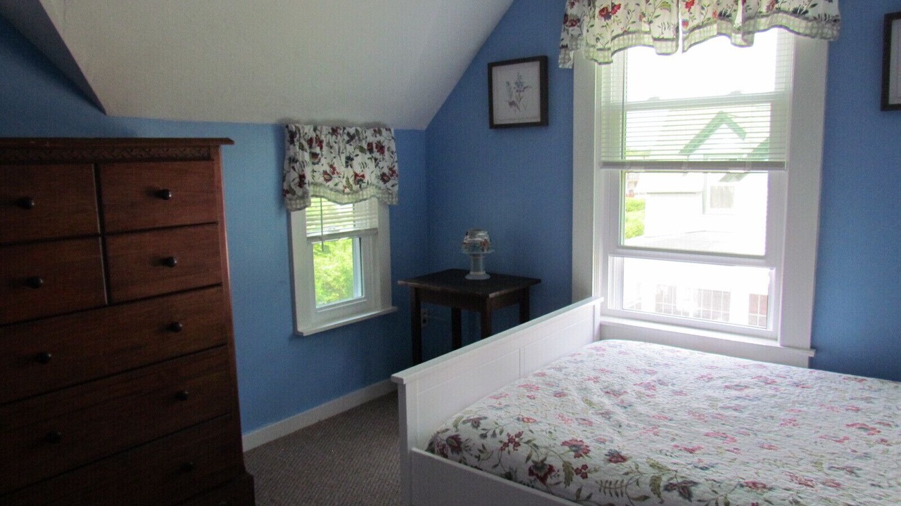 Photo of Bedroom in Falmouth Heights