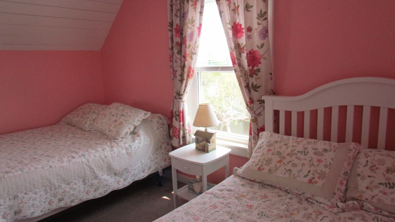 Photo of Bedroom in Falmouth Heights