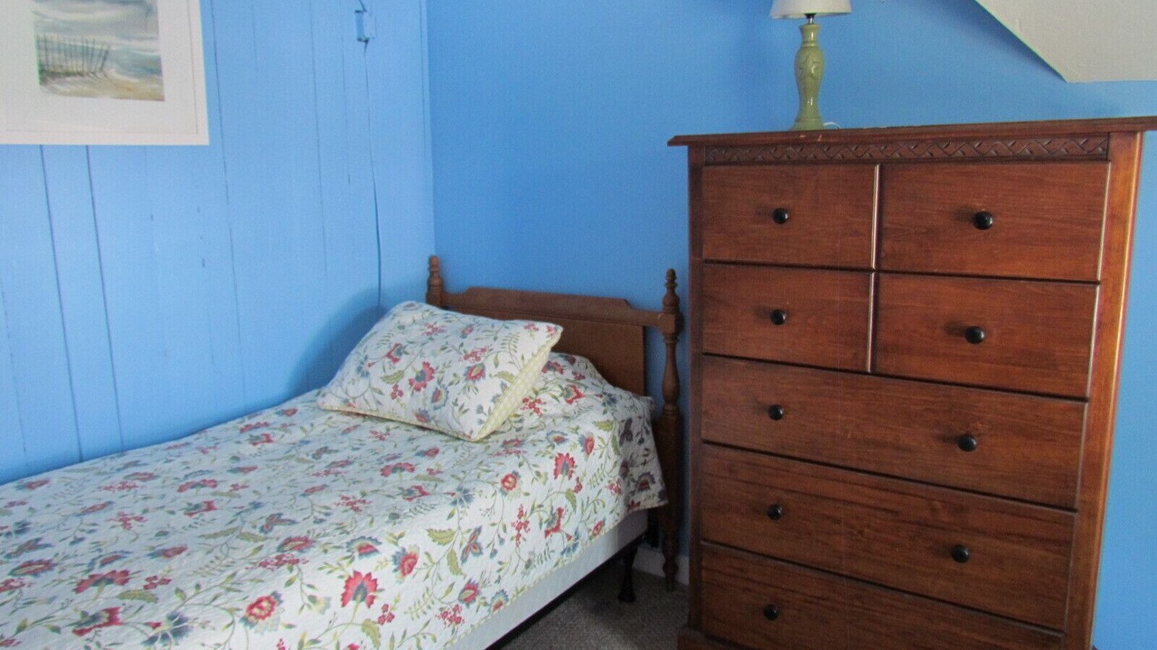 Photo of Bedroom in Falmouth Heights