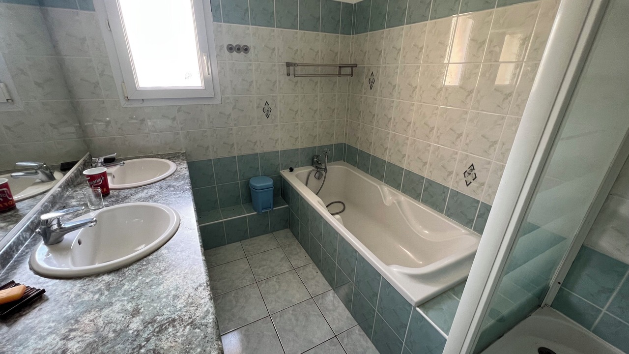 Photo of Bathroom in La Chapelle-Gonaguet
