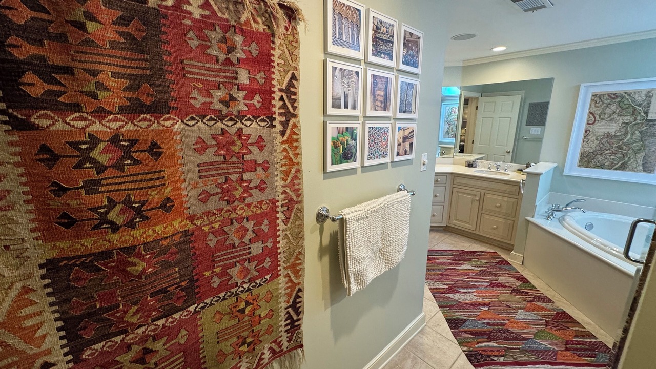 Photo of Bathroom in University District