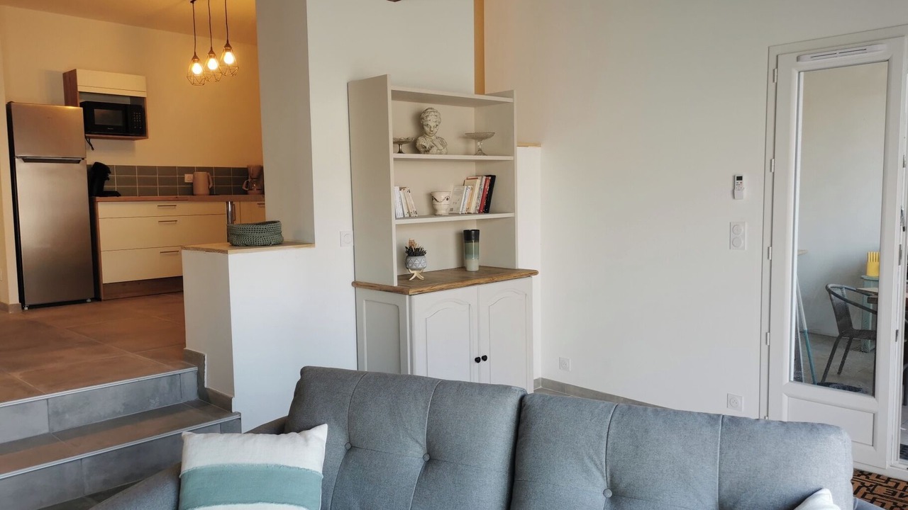 Photo of Livingroom in Corneilhan