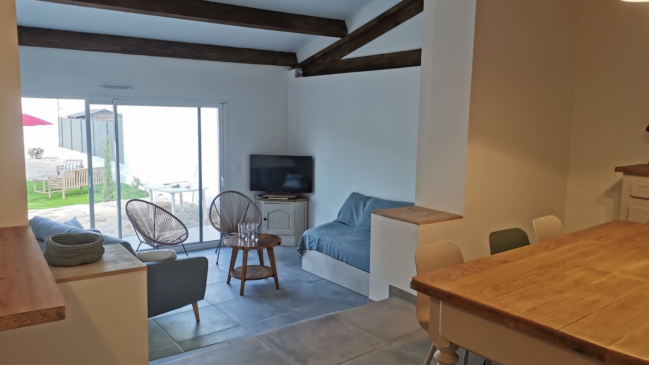 Photo of Livingroom in Corneilhan