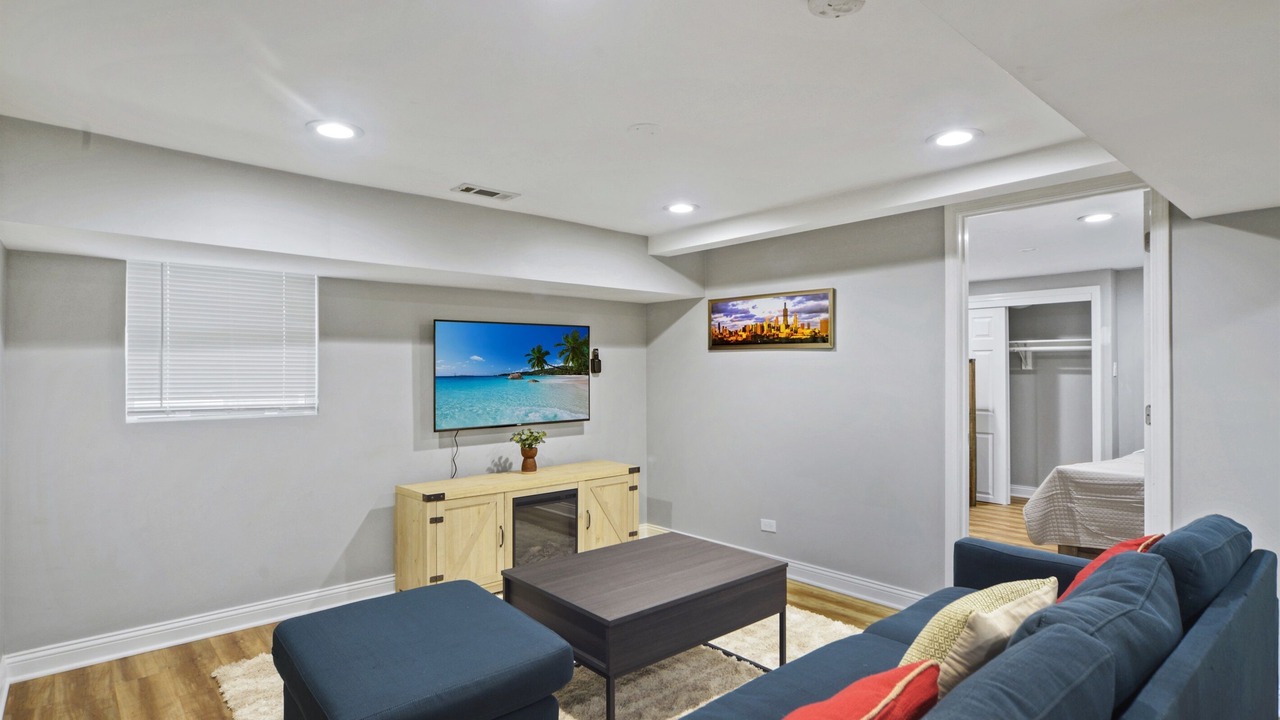 Photo of Livingroom in Belmont Cragin