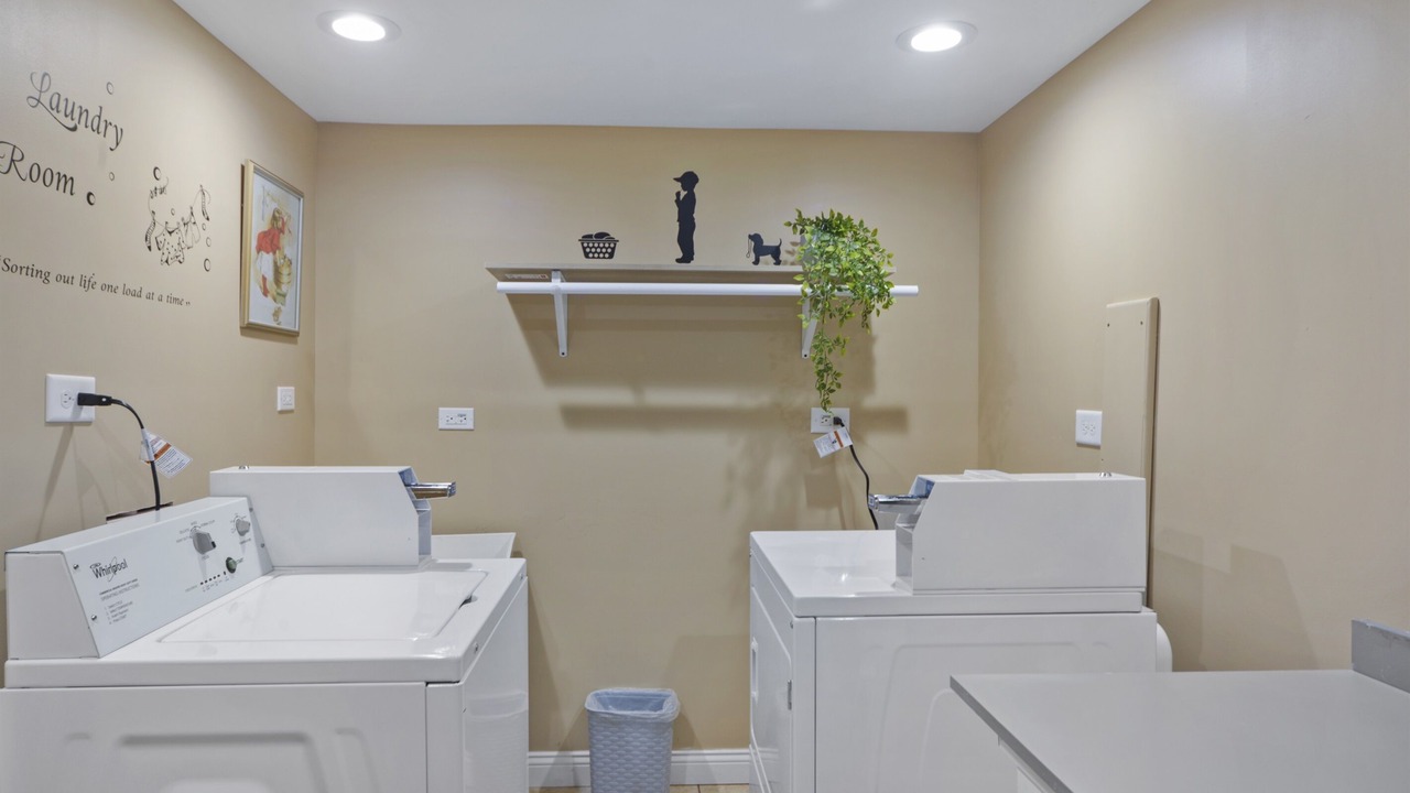 Photo of Others in Belmont Cragin